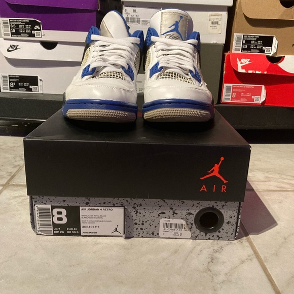 Nike Air Jordan 4 Motorsport - Picture 2 of 5